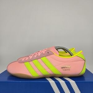 adidas Women's Tokyo JQ0584 Glow Pink Solar Yellow Gum Shoes Size 7.5 New